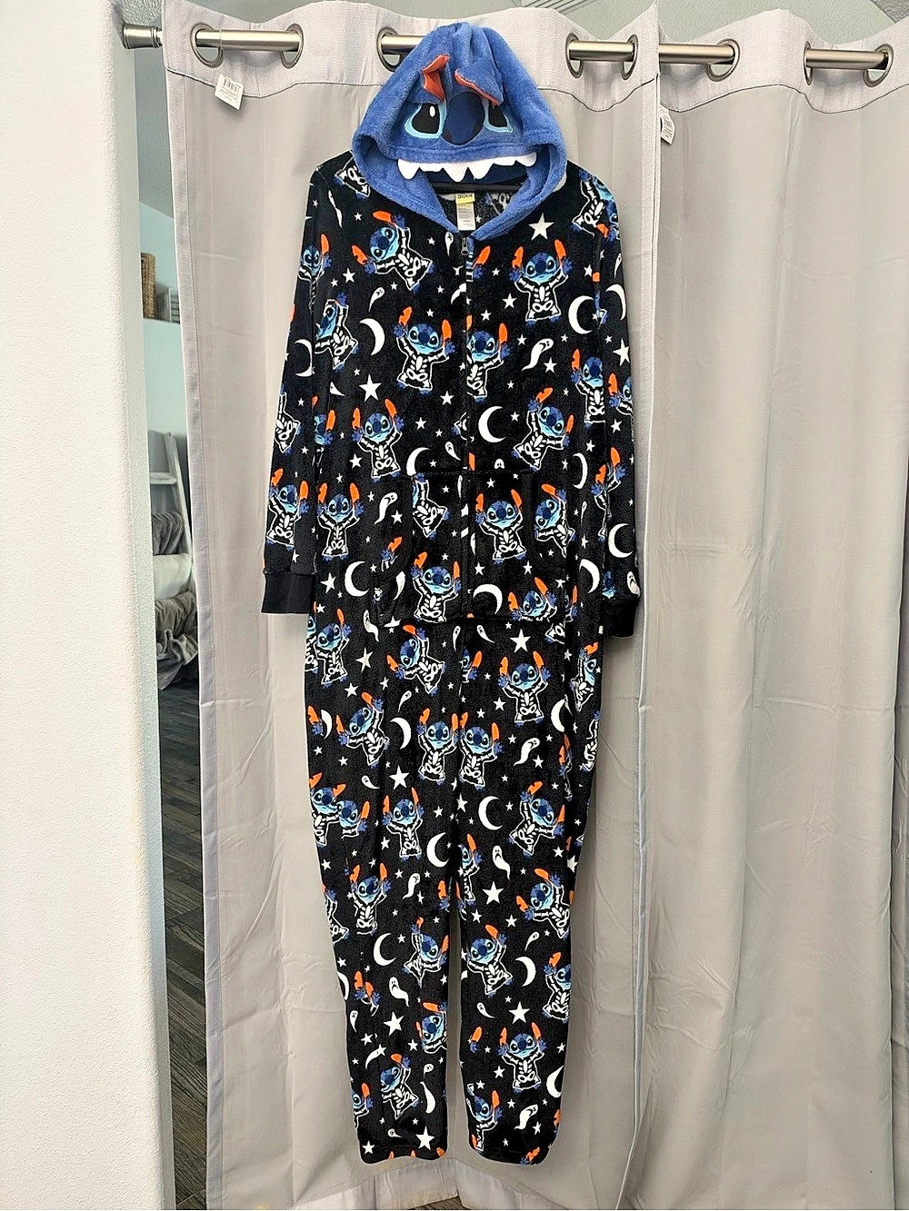 Disney Lilo & Stitch Stitch Skeleton Halloween Onesie Pajamas – Adult 2X